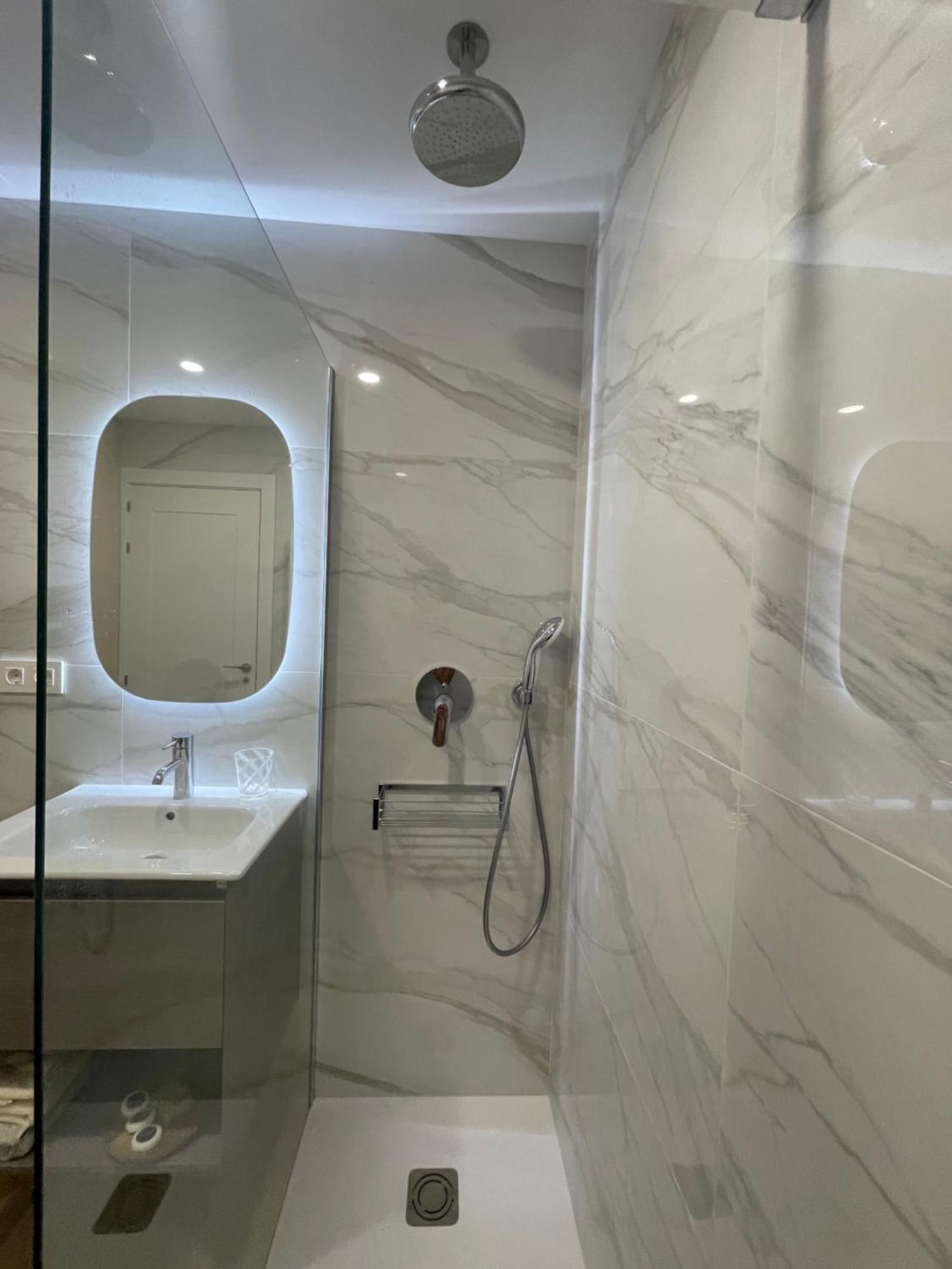 Riscal Suits Luxury 알리칸테 외부 사진